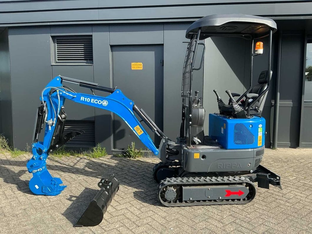 2025 Rippa R10 Mini Excavator