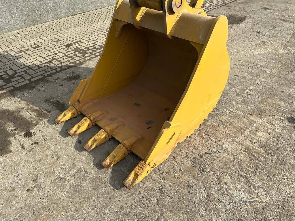 2025 Caterpillar 320D3 Crawler Excavator
