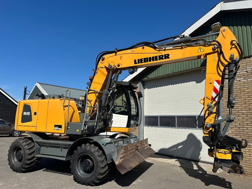 2014 Liebherr A916 Wheel Excavator