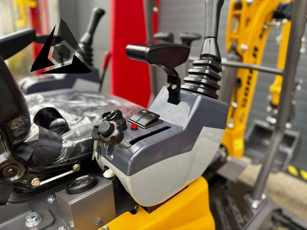 2026 Gorila G12 PRO2 Mini Excavator