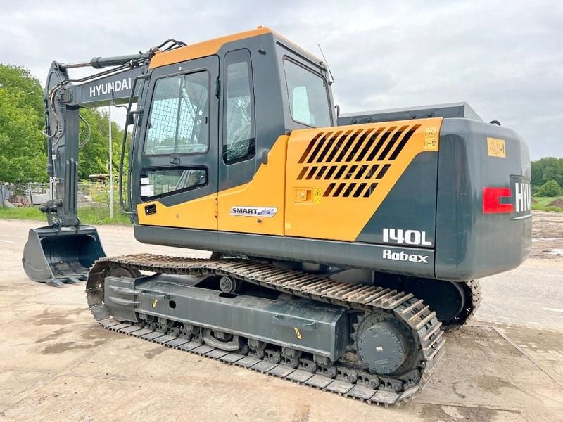 2025 Hyundai R140L Crawler Excavator