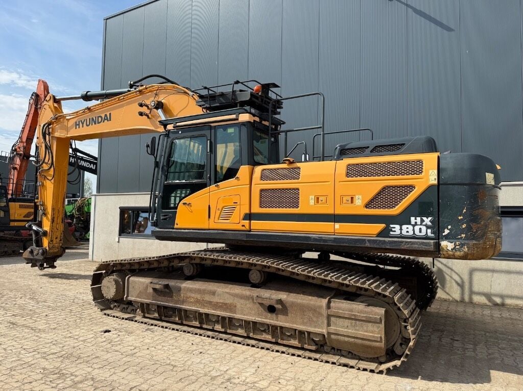 2017 Hyundai HX380L Crawler Excavator