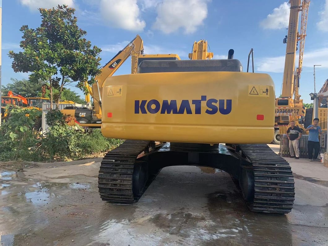 2023 Komatsu PC300 Crawler Excavator