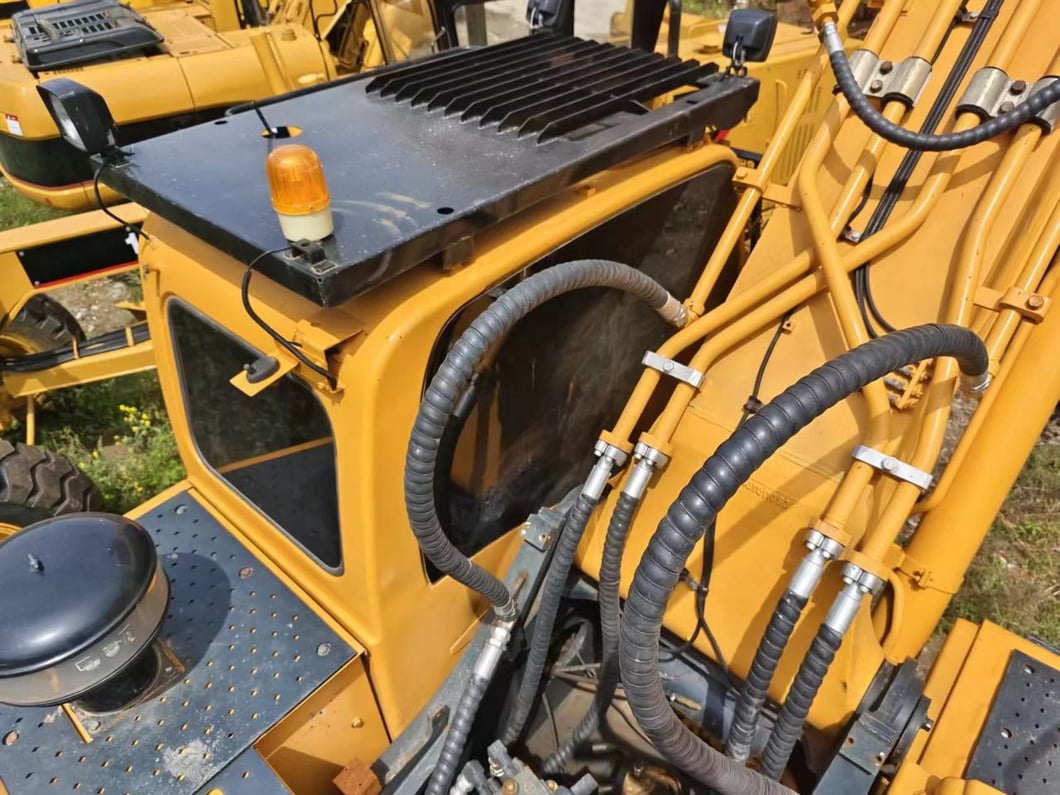 2019 Hyundai R385LC-9T Crawler Excavator