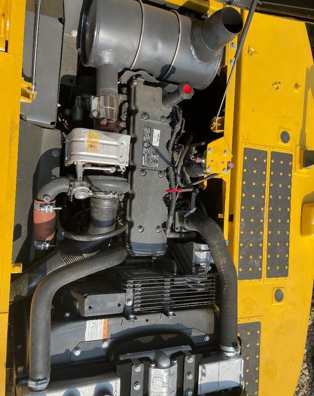 2022 Komatsu PC240-8 Crawler Excavator