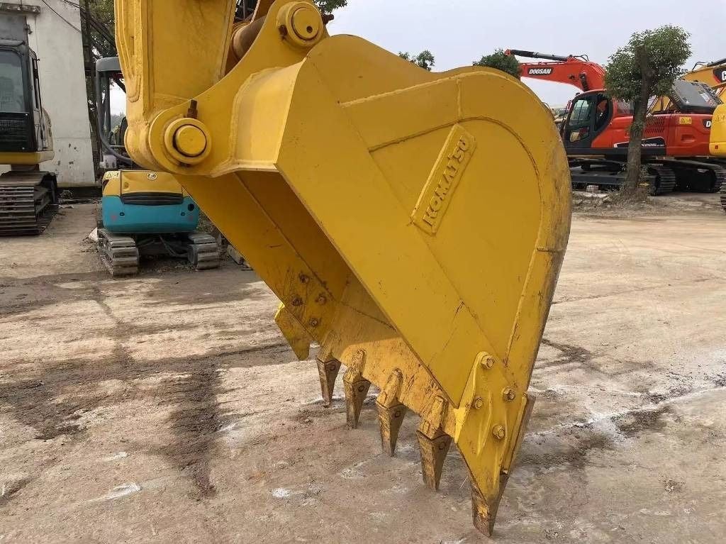 2023 Komatsu PC240-8 Crawler Excavator