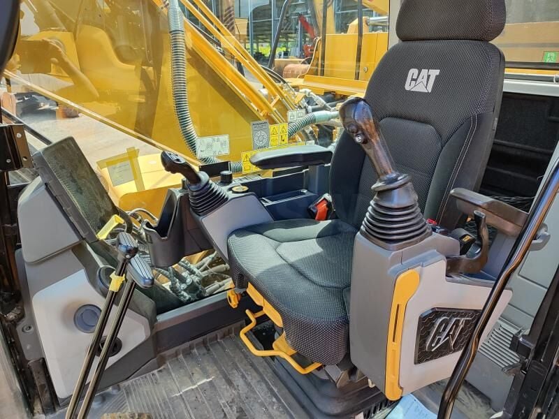 2019 Caterpillar 320-07B Crawler Excavator