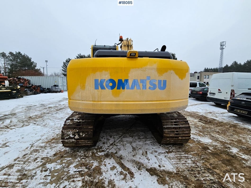 2011 Komatsu PC210LC-8 Crawler Excavator
