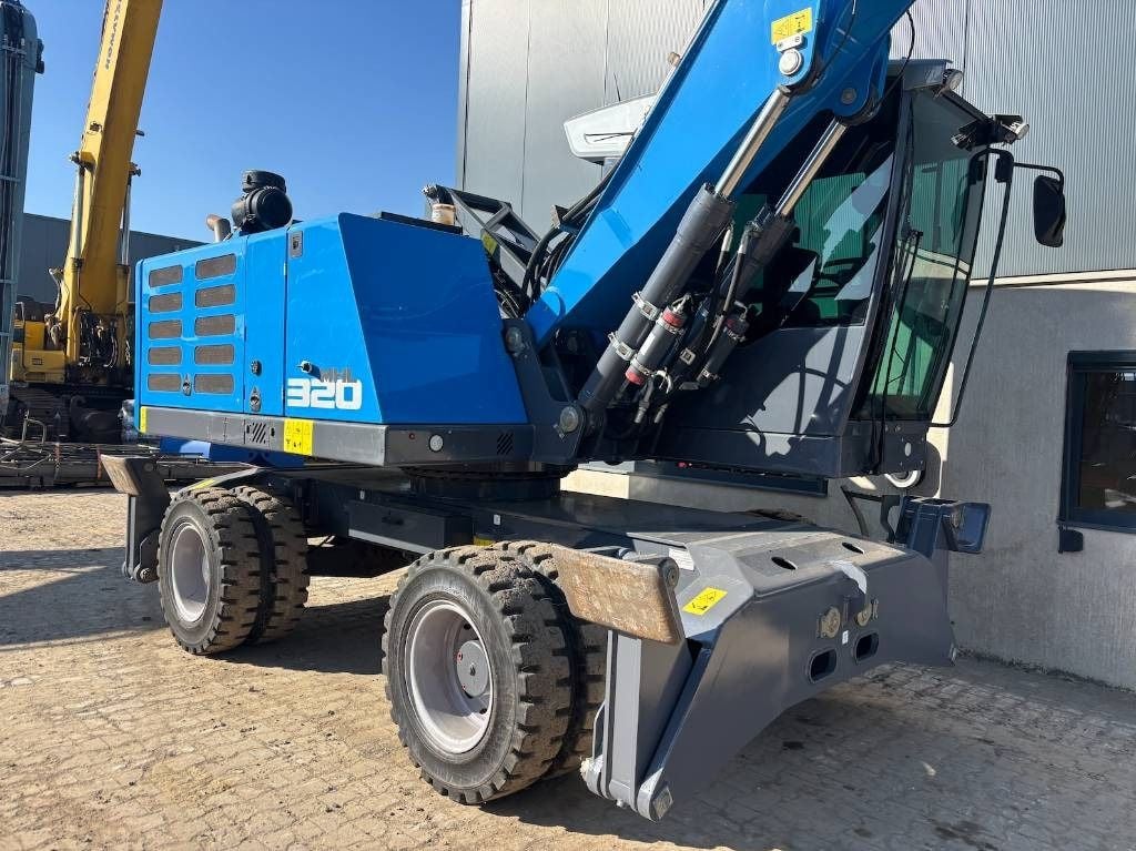 2022 Fuchs MHL320F Material Handler