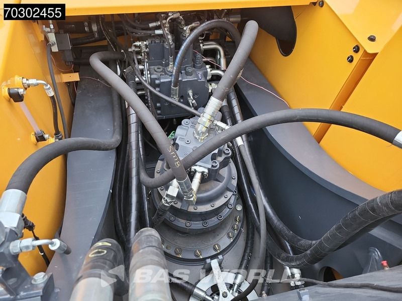 2025 Hyundai R340L Crawler Excavator
