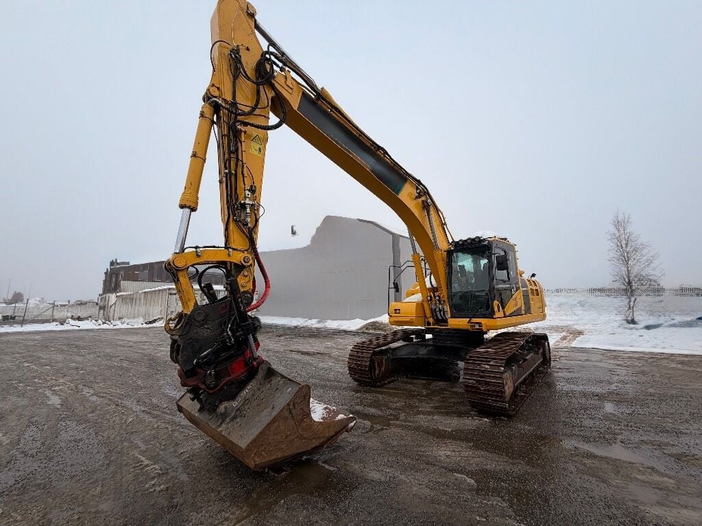 2023 Komatsu PC290LC-11 Crawler Excavator