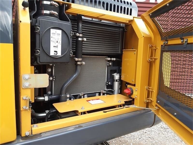 XCMG XE150E Crawler Excavator