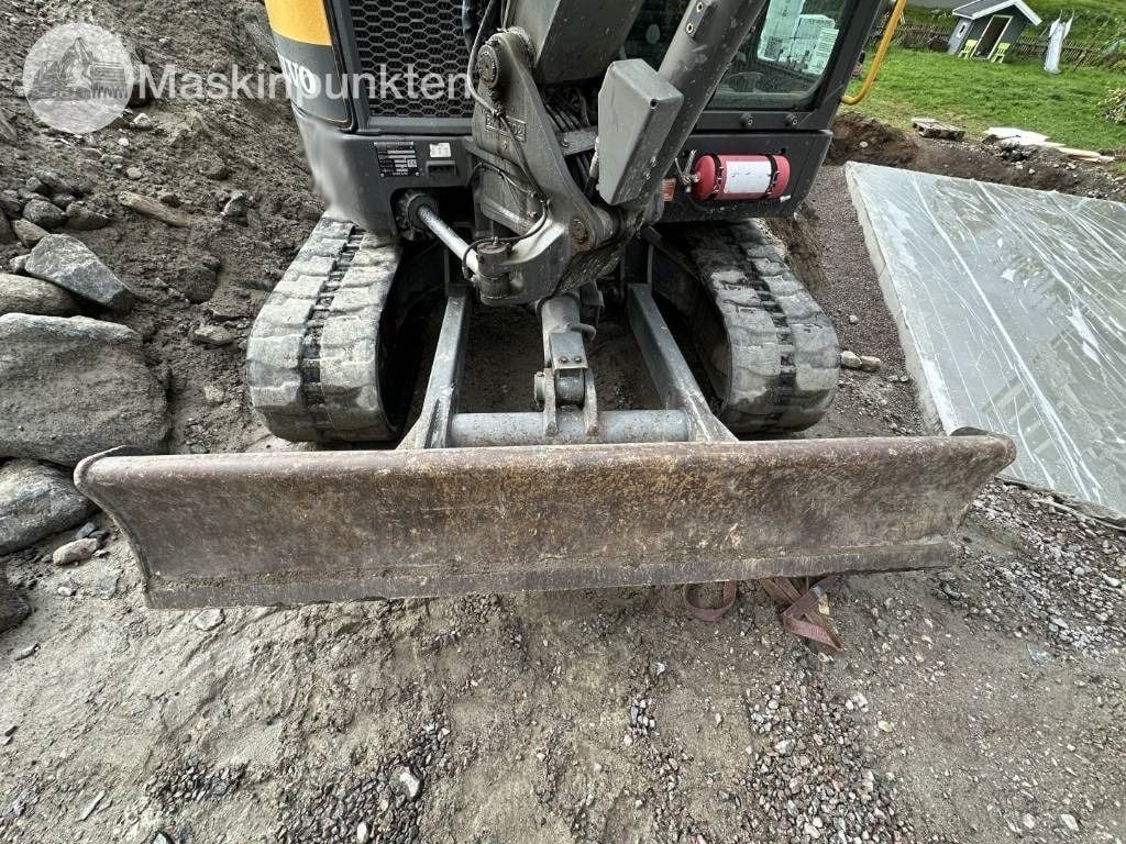 2017 Volvo ECR58D Mini Excavator