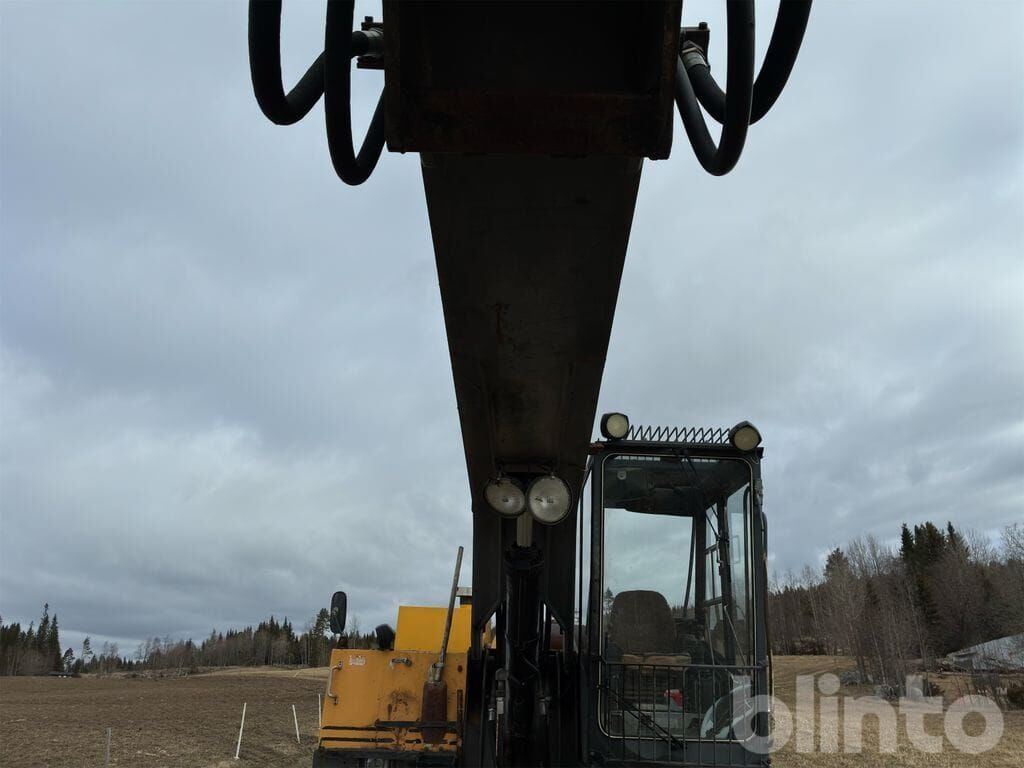 Lännen T21 Crawler Excavator