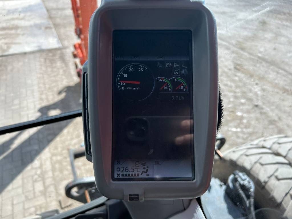 2015 Hitachi ZX140W-5 Wheel Excavator