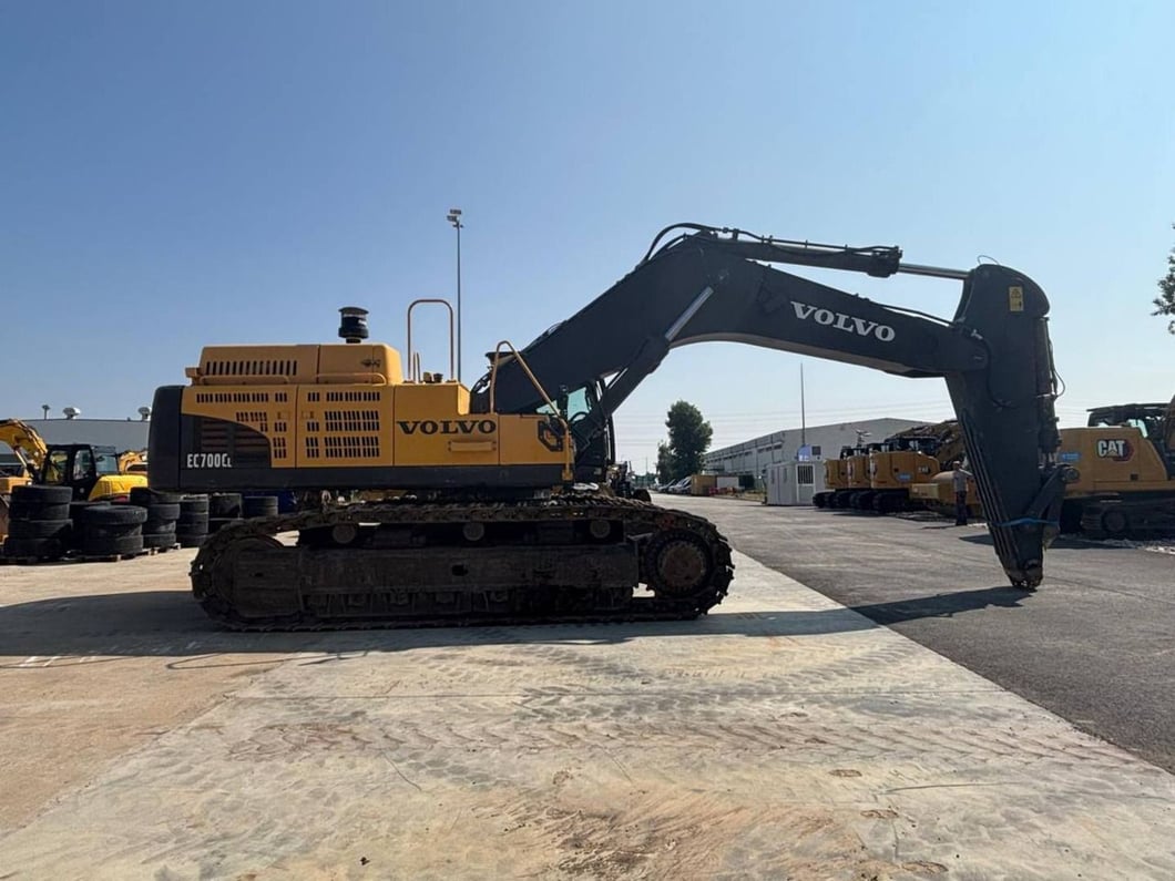 2013 Volvo EC700CL Crawler Excavator