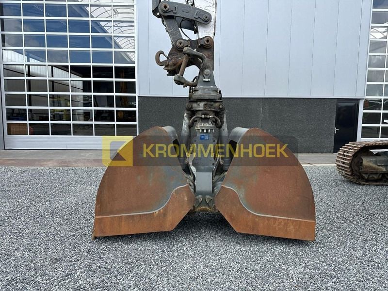 2018 Liebherr R946LC