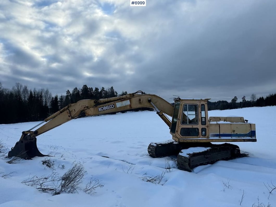 1984 Kobelco K907C Crawler Excavator