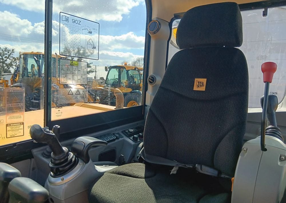 2022 JCB 90Z-2 Crawler Excavator