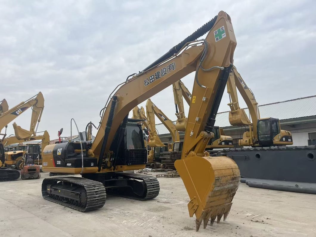 2022 Caterpillar 320D2 Crawler Excavator