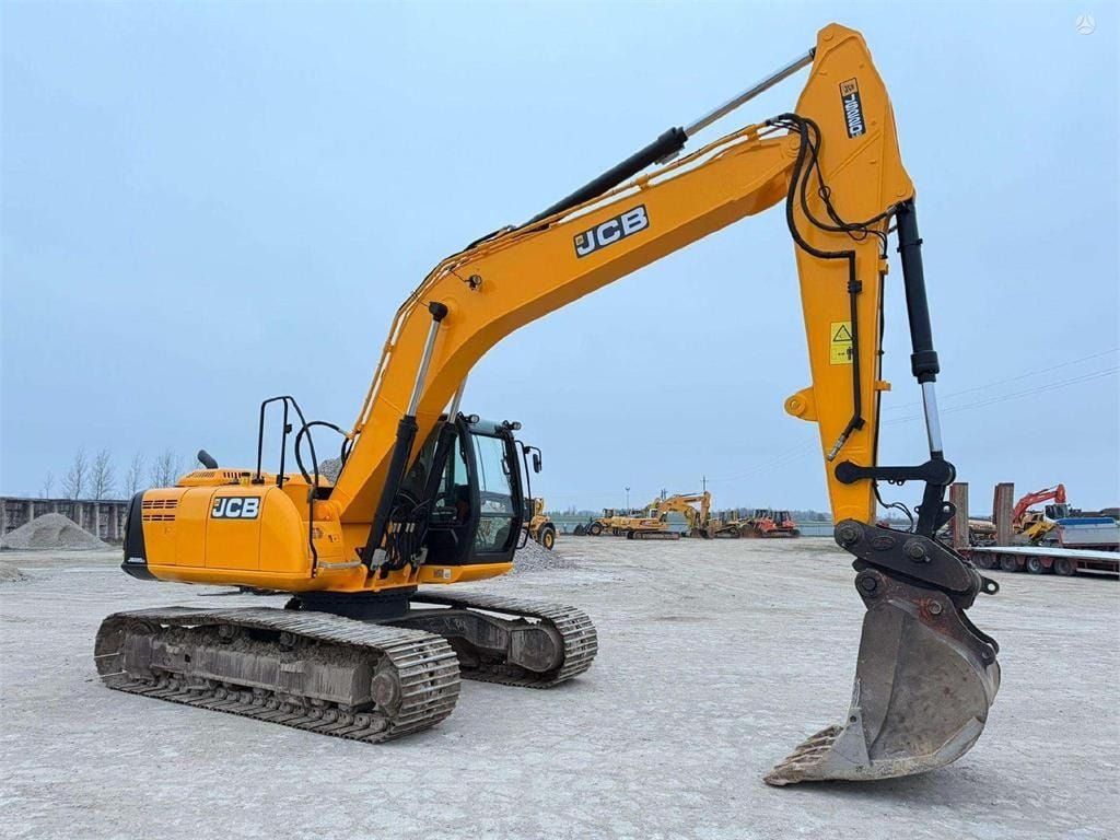 2015 JCB JS220LCT4 Crawler Excavator