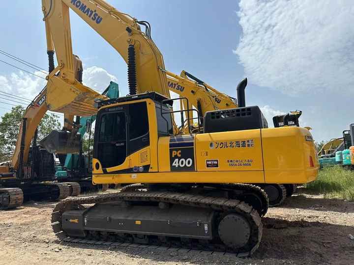 2022 Komatsu PC400-8 Crawler Excavator