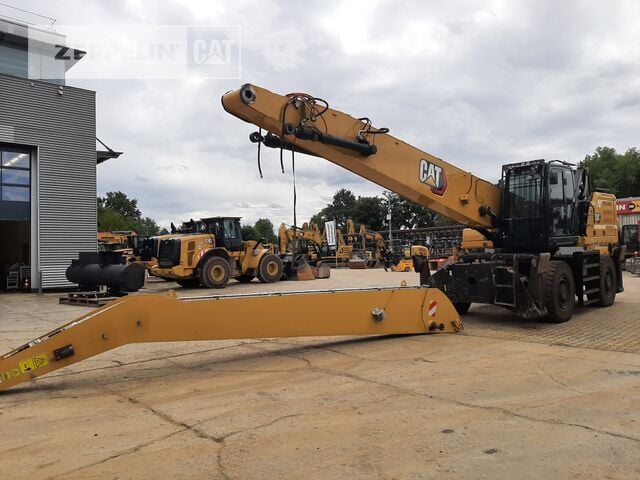 2022 Caterpillar MH3040-07A Material Handler