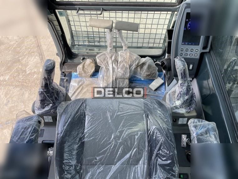 2026 Hyundai 215L SMART Crawler Excavator