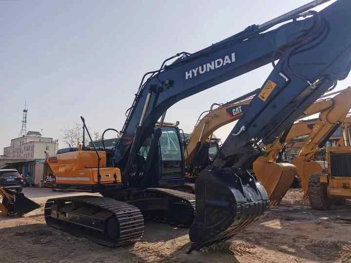 2022 Hyundai 210-9S Crawler Excavator