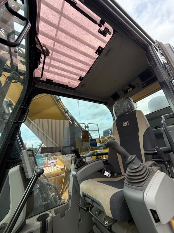 2019 Caterpillar 326FL Crawler Excavator
