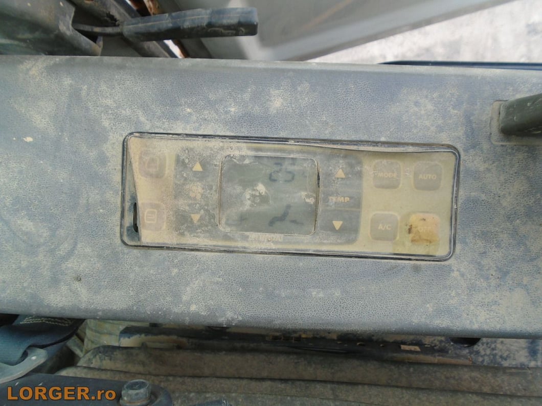 2007 Hyundai R110-7 Crawler Excavator