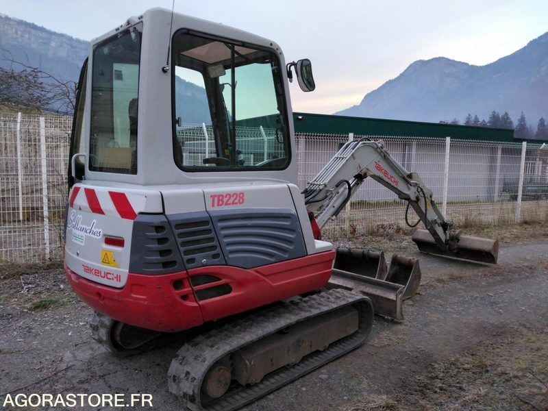 2012 Takeuchi TB 228 Mini Excavator