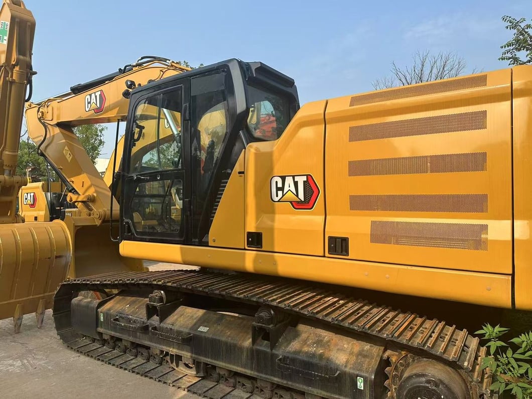 2022 Caterpillar 330GC Crawler Excavator