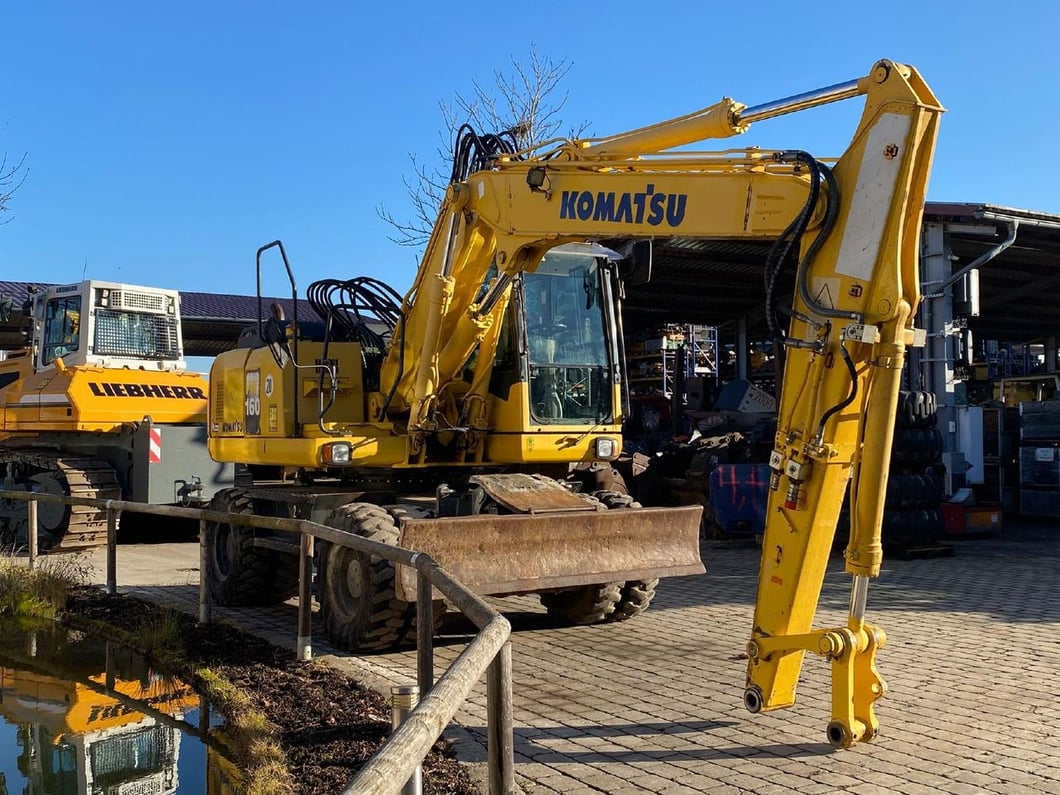 2007 Komatsu PW1607E Wheel Excavator