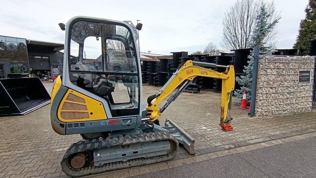 2018 Wacker Neuson ET24 Mini Excavator