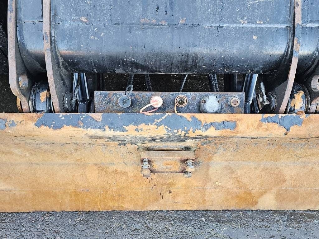 2018 Caterpillar M318F Wheel Excavator