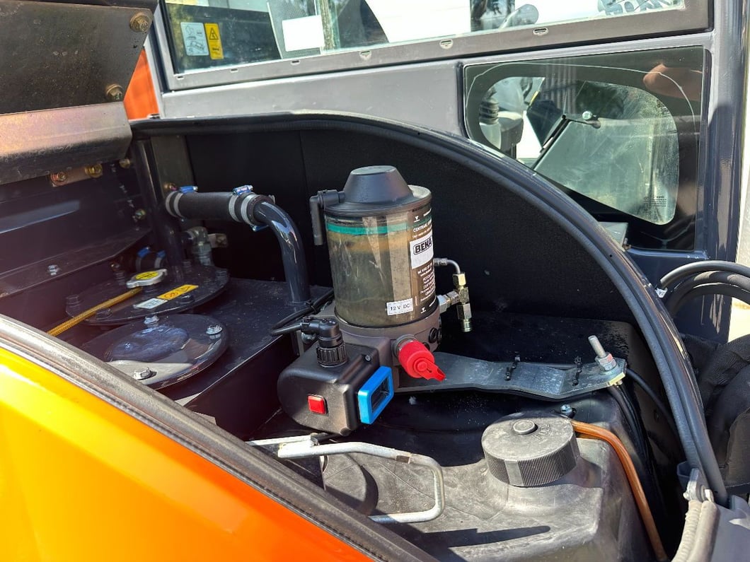 2015 Hitachi ZX65USB-5A Mini Excavator