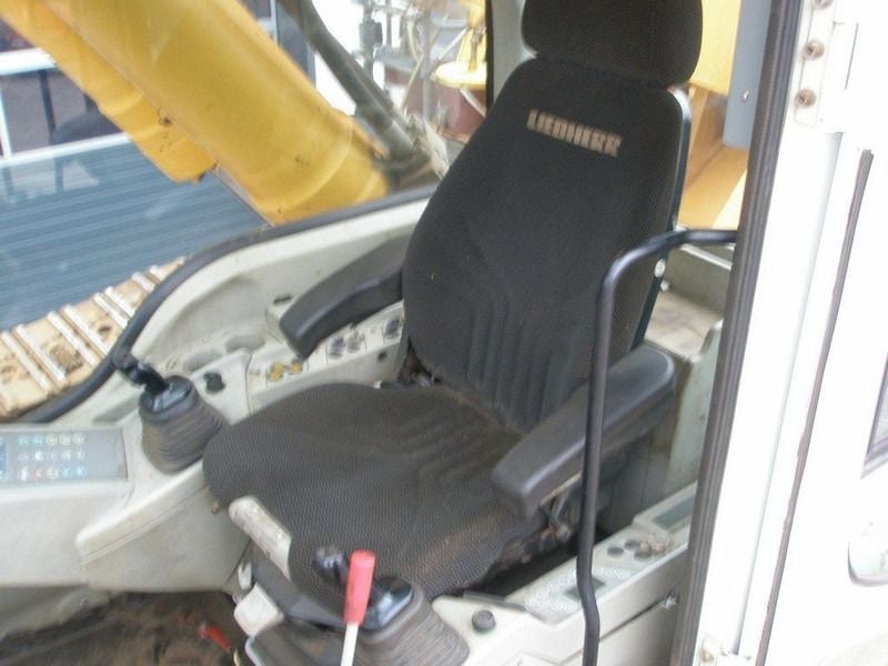 2014 Liebherr R974C Material Handler