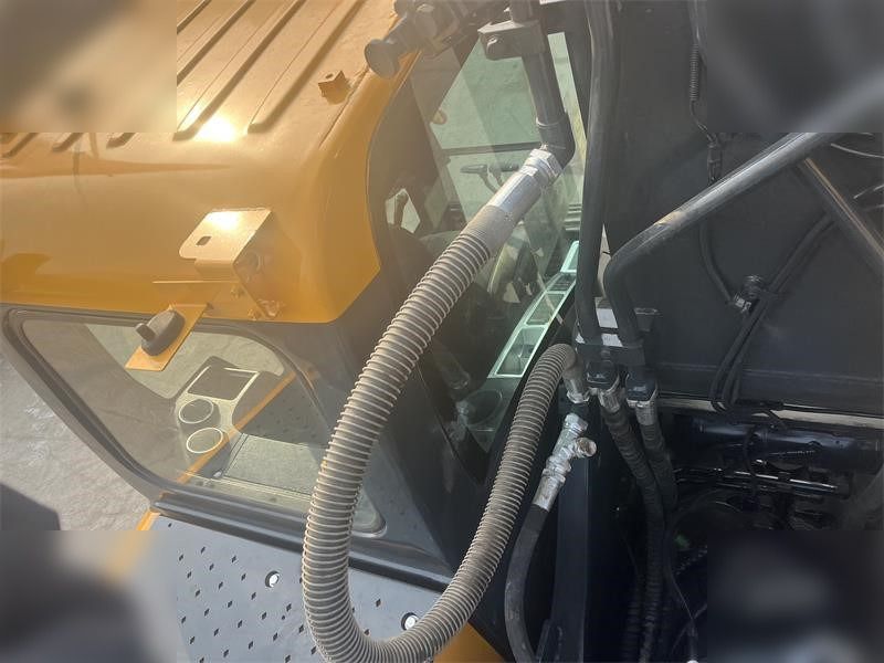 2022 Hyundai R300LC-9S Crawler Excavator