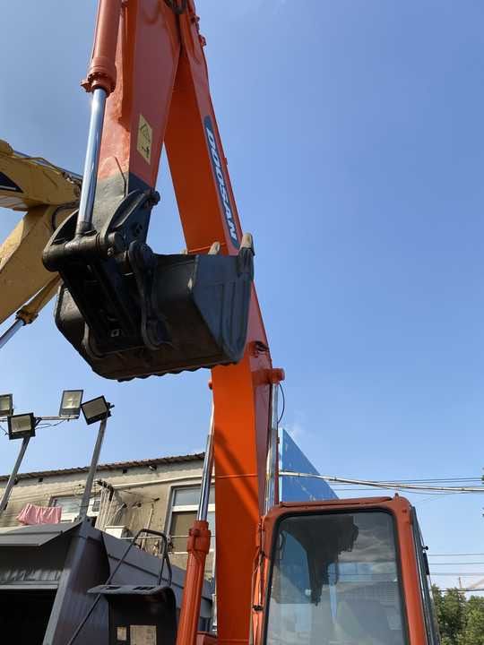 2018 Doosan DH150 Crawler Excavator