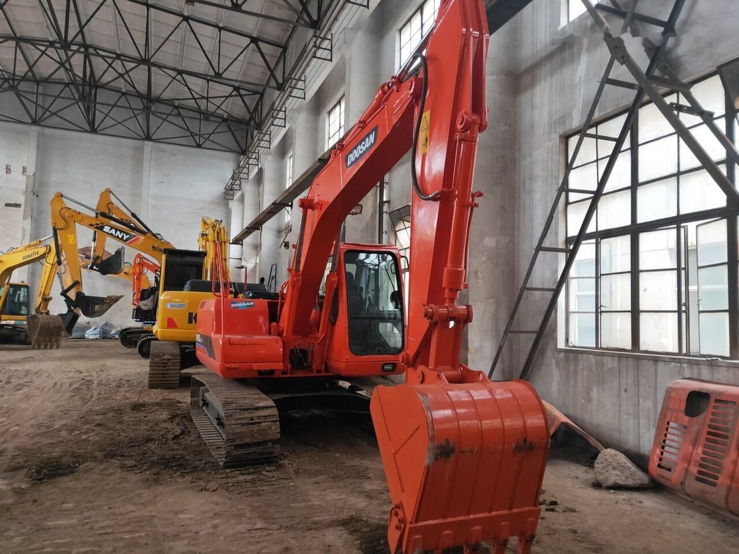 Doosan DH150LC-7 Crawler Excavator