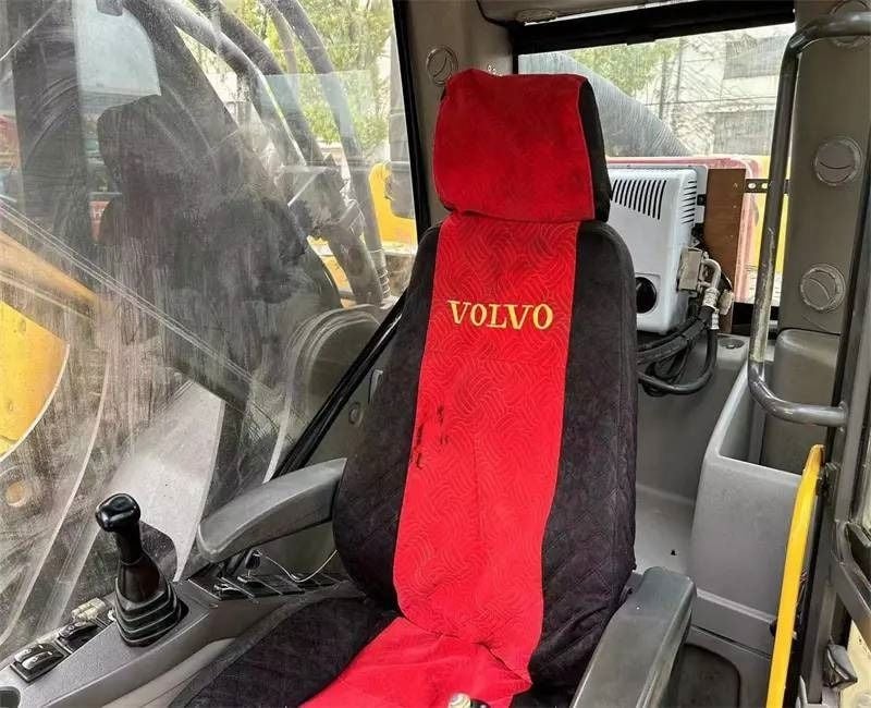 2023 Volvo EC480D Crawler Excavator
