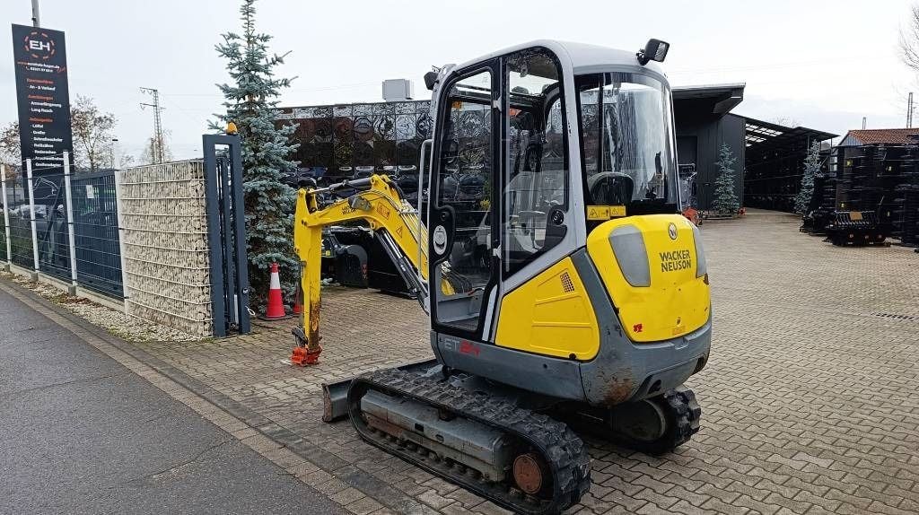 2018 Wacker Neuson ET24 Mini Excavator
