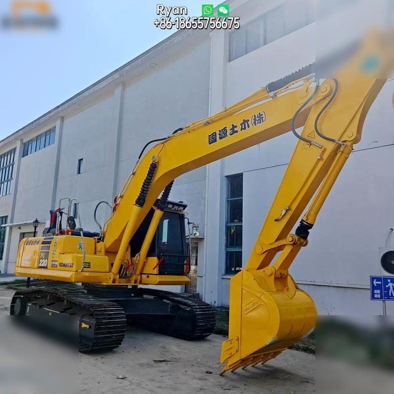 2023 Komatsu PC220-8 Crawler Excavator