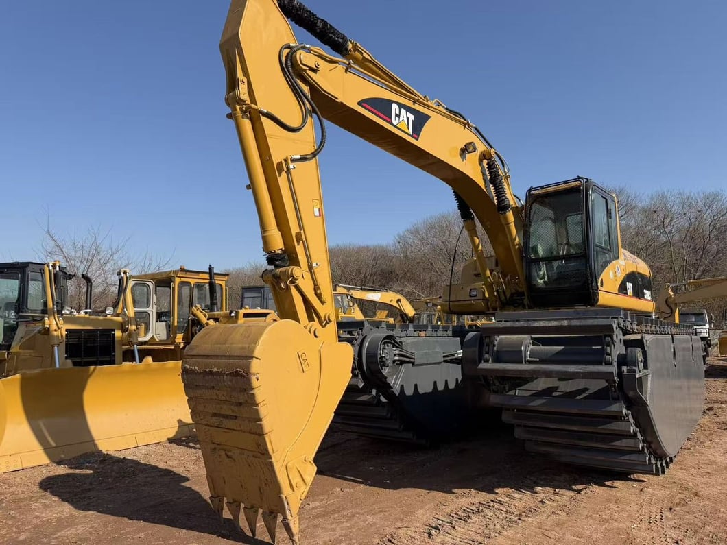 2019 Caterpillar 320CL Amphibious Excavator