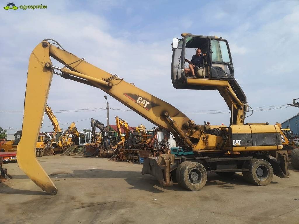 2005 Caterpillar M322C MH Material Handler