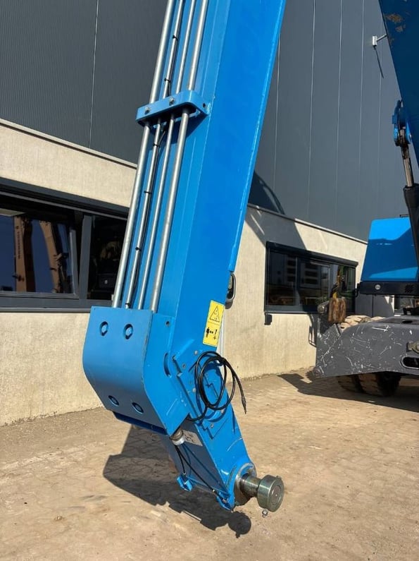 2018 Fuchs MHL320F Material Handler
