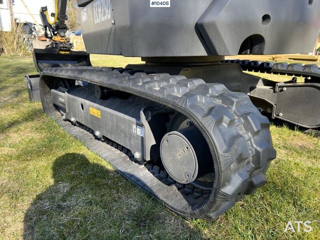2025 Volvo ECR25D Mini Excavator