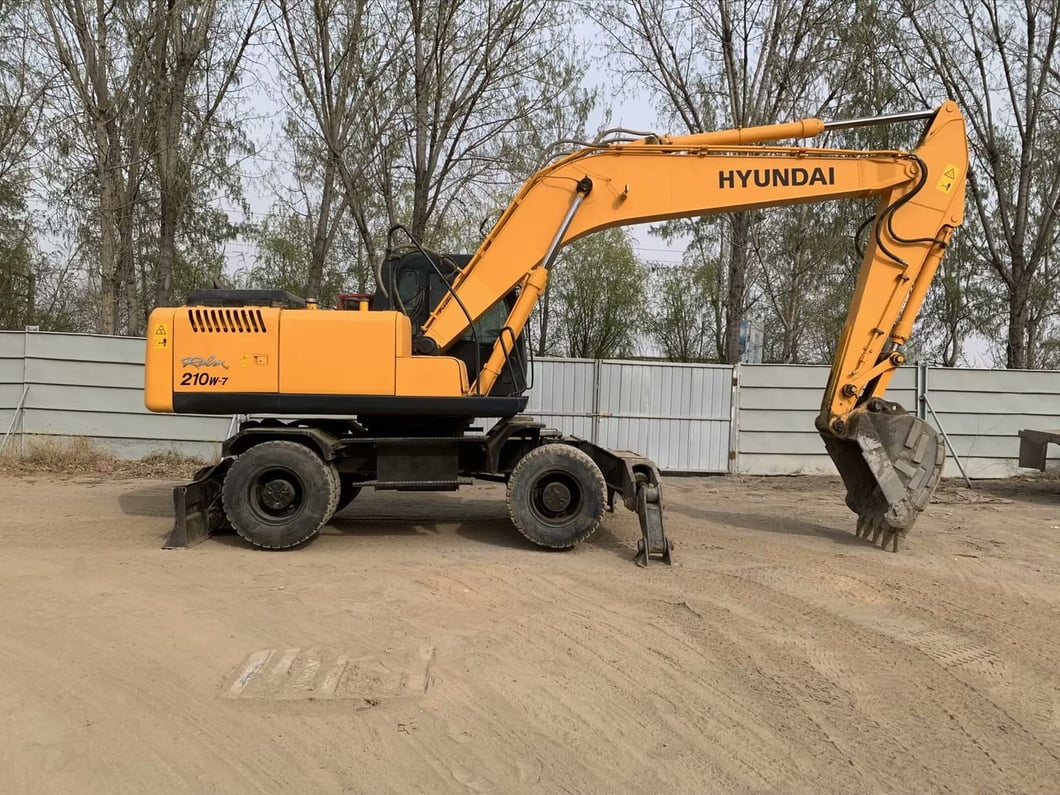 2018 Hyundai R210W-7 Wheel Excavator