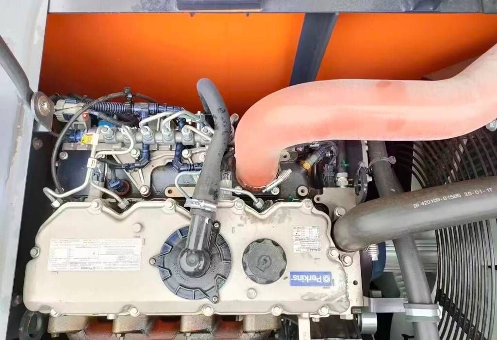 2025 Doosan DX 200 Crawler Excavator